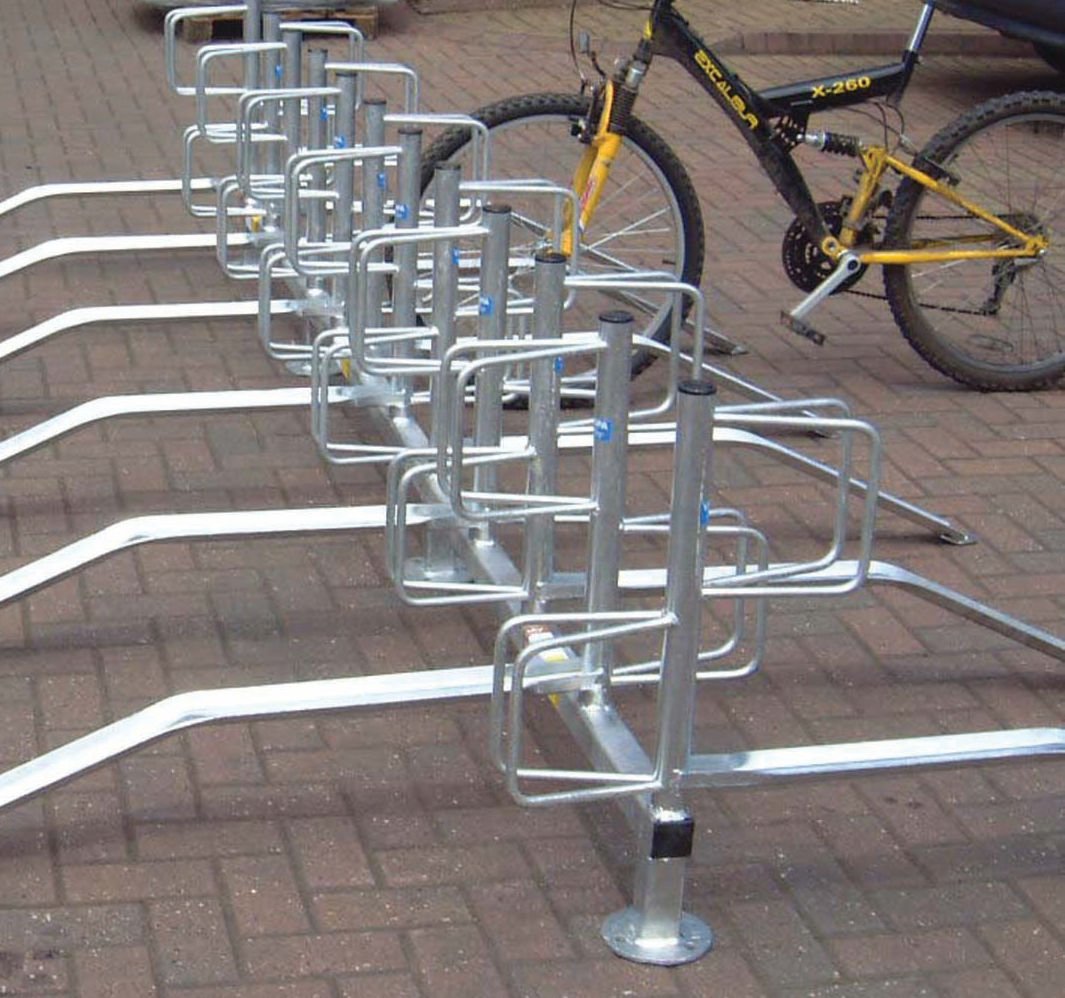 Double Sided Bike Rack Rail Mount, Alternate Ramps per Bike - Flanged