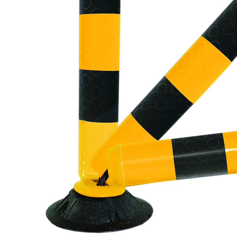 Traffic-Line off-highway black and yellow flexible post