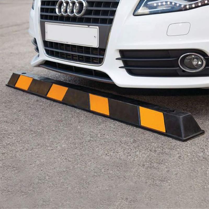 Parking Block - Black with Yellow Stripes - 100 x 150 x 1650mm